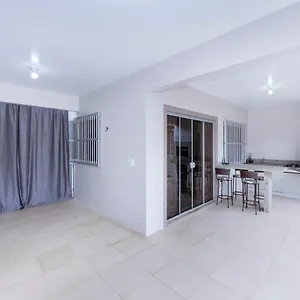 Casa à 80m Da Bombinhas